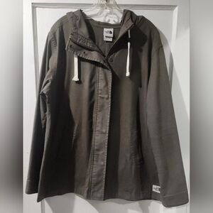 🌷The North Face Utility Jacket in Olive Green